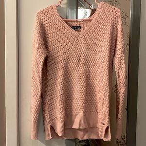 Medium American Eagle Sweater Pink